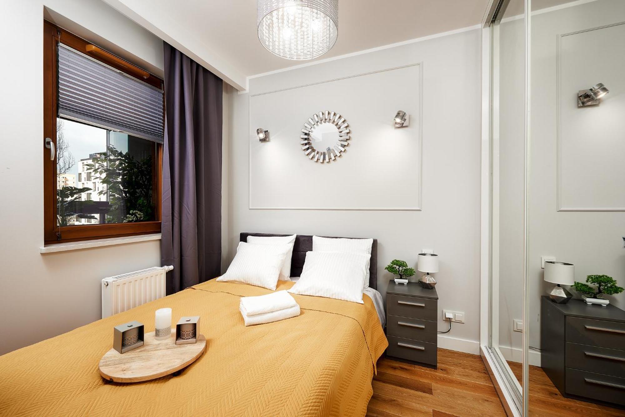 Lumina Apartment With Parking Near Muzeum Powstania Warsaw Exterior photo